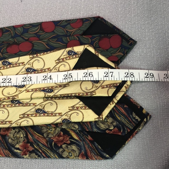 Lot of 3 Artsy Silk Neck Tie  Museums Metropolitan and Philadelphia Unique MFA - Picture 10 of 10
